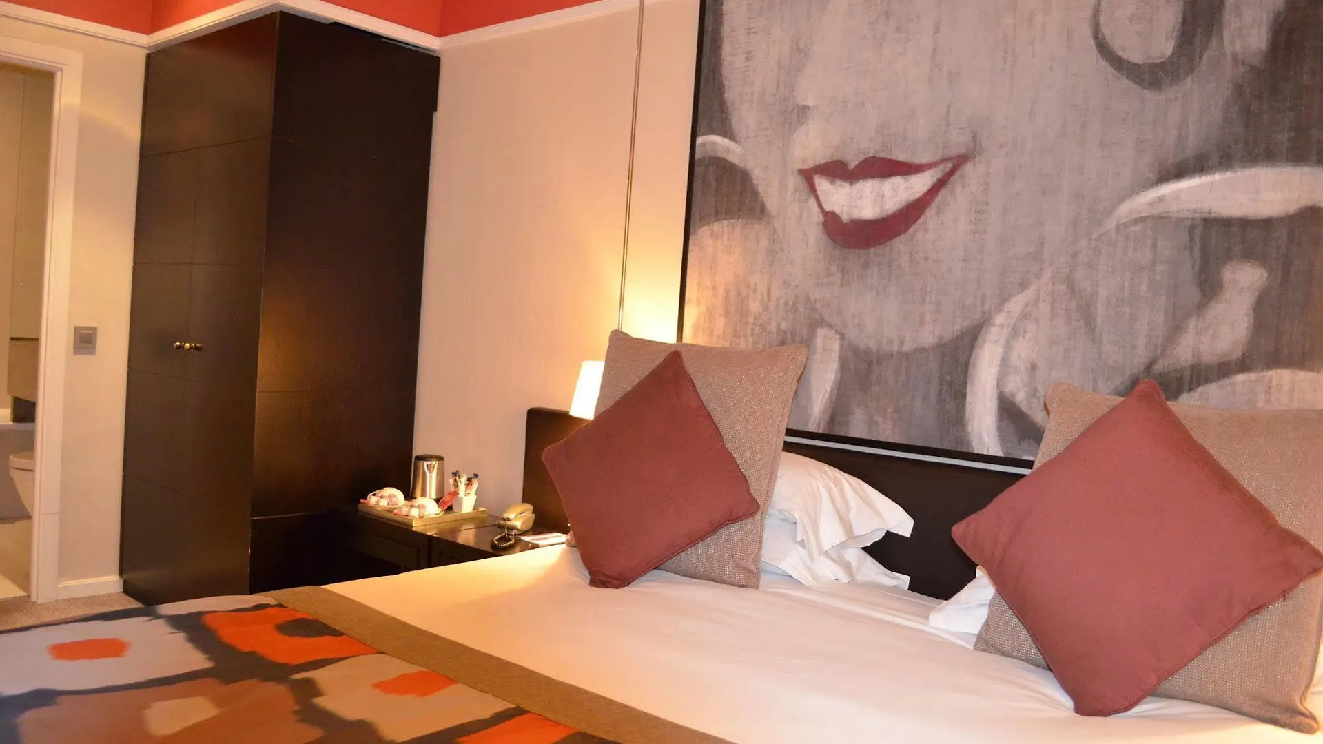 Hotel L'inattendu 4*